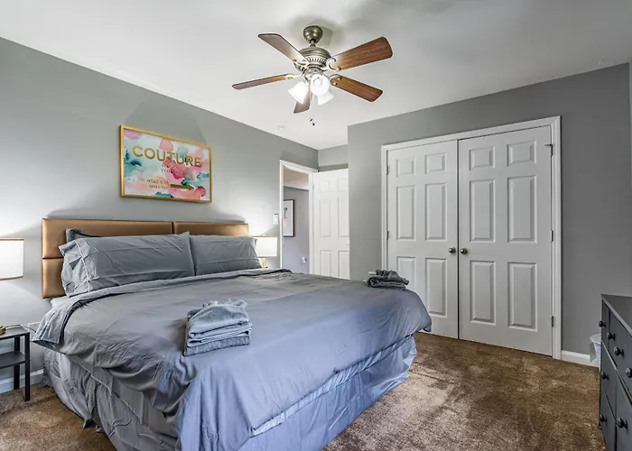 Homely & Alluring 5 Bedrooms In Atlanta By Deity Villas