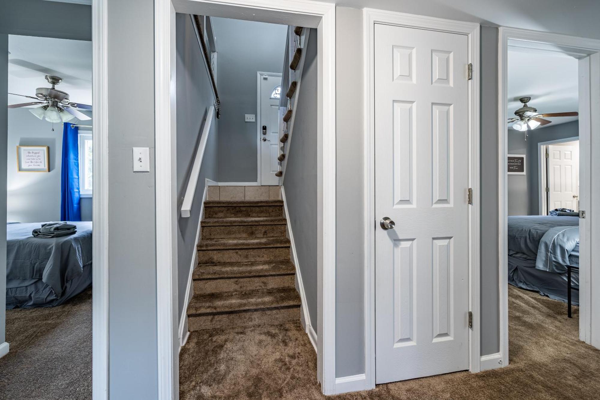 Homely & Alluring 5 Bedrooms In By Deity *